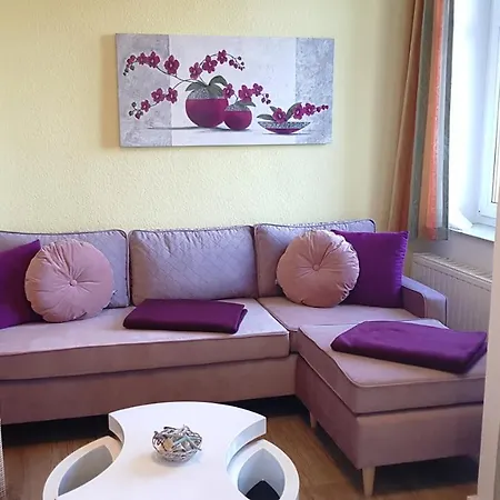 Residenz Seeblick Whg 4, Mit Gartenzugang Apartman