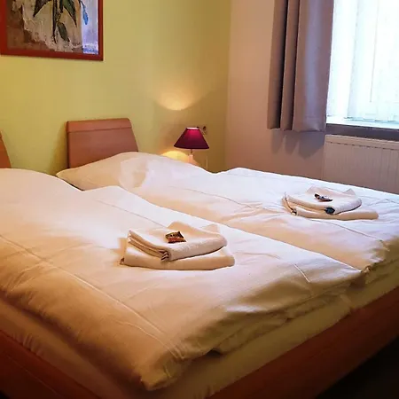 Residenz Seeblick Whg 4, Mit Gartenzugang * Sellin (Rugen)