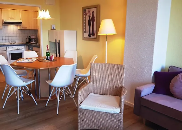 Residenz Seeblick Whg 4, Mit Gartenzugang アパート ゼリン